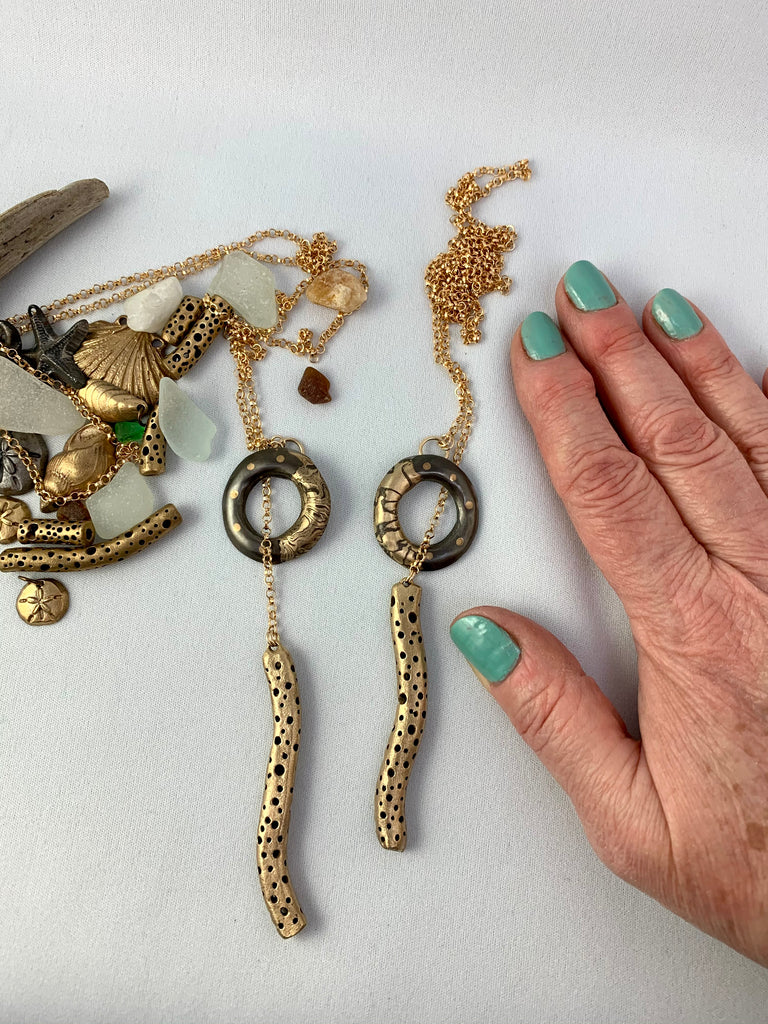 Versatile statement necklaces