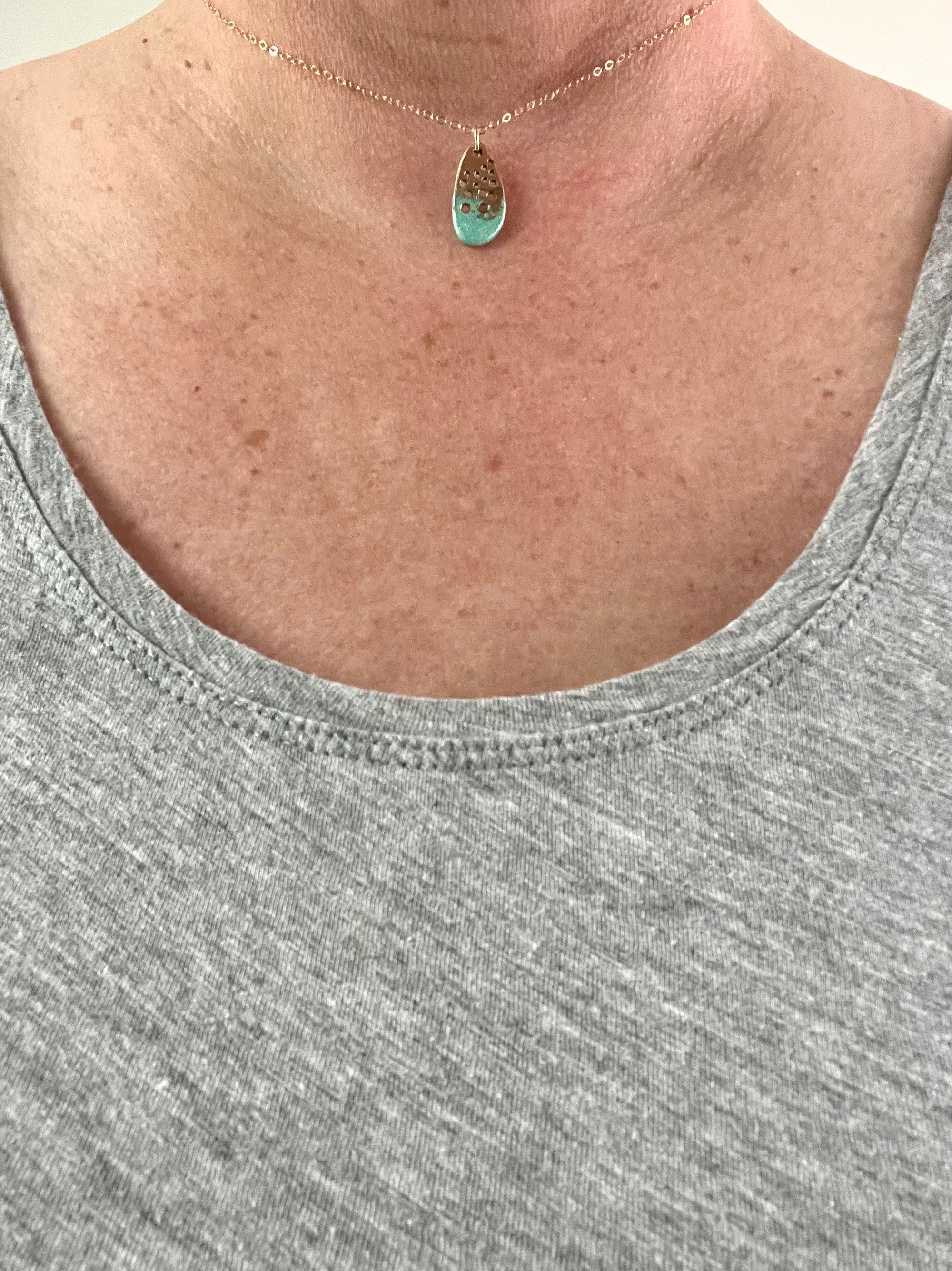 Droplet Seafoam Necklace